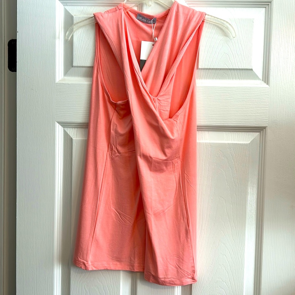 NWT Milan Kiss Twist Front Top Peach